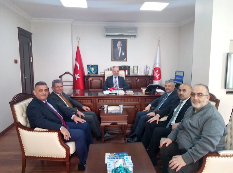 Türk Diyanet Vakıf Sen Genel Başkan Yardımcıları Afyonkarahisar İl Müftüsü'nü ziyaret etti.