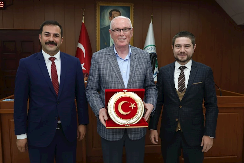 CHP İl Yöneticileri Belediye Başkanını Ziyaret Etti