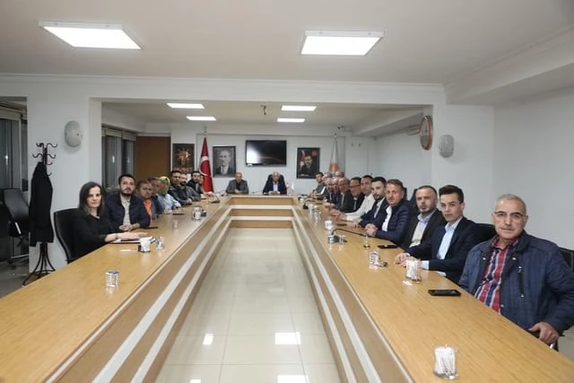 AK Parti Afyonkarahisar İl Başkanlığı Haftalık İl Yönetim Kurulu Toplantısını Gerçekleştirdi