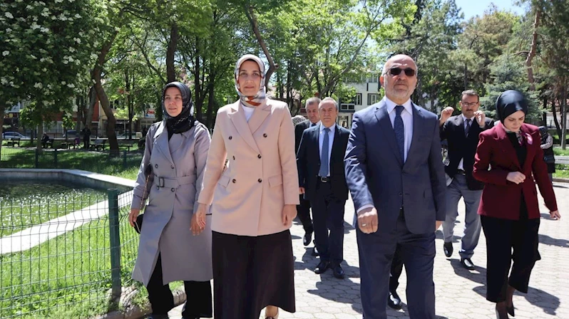 Türkiye Diyanet Vakfı Kadın Kolları Hayır Çarşısı Açıldı
