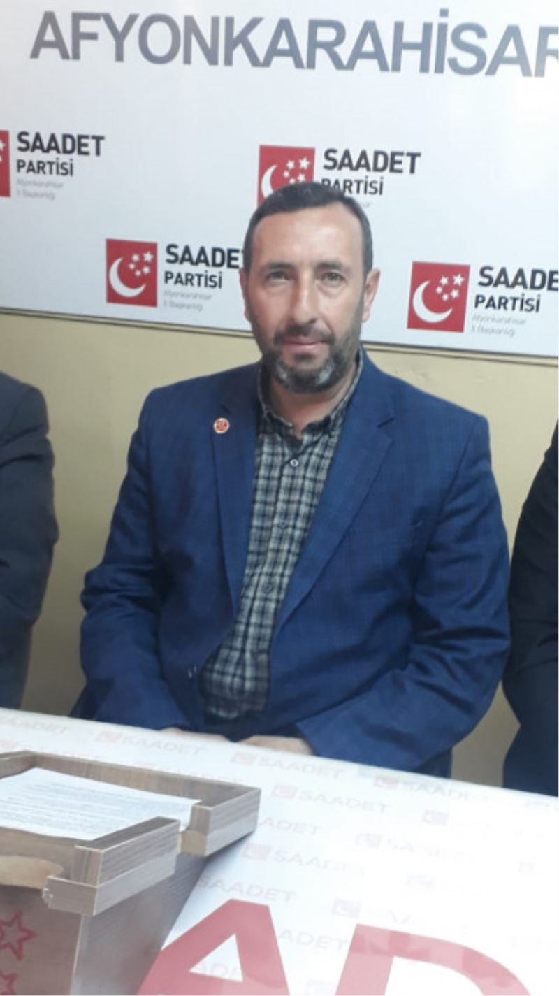 Saadet Partisi Afyonkarahisar Merkez Ilçe Baskani Orhan Arslan.Basin açiklamasi