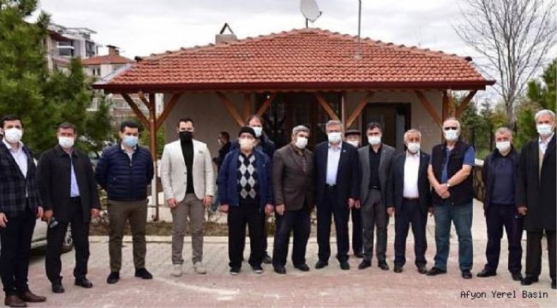 ZEYBEK BASKAN'DAN MAHALLE ZIYARETLERI DEVAM EDIYOR