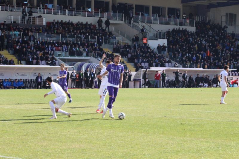 AFJET Afyonspor -  Bayburt Özel Idarespor: 2-1