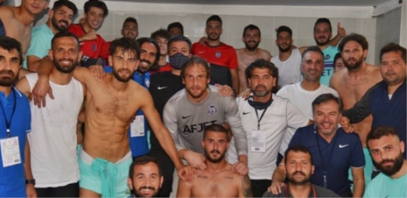 AFJET Afyonspor Sariyer deplasmanindanSen döndü.