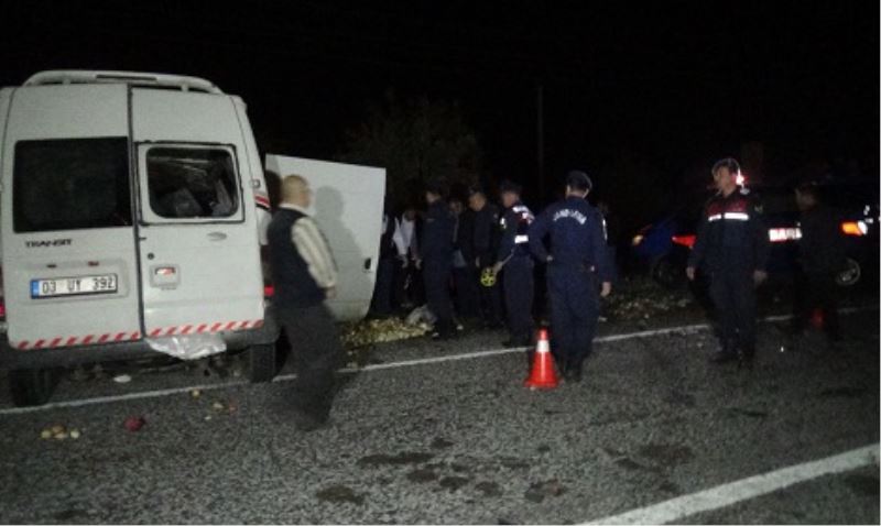 Afyonkarahisarda Feci Kaza: 1 Ölü, 7 Yarali