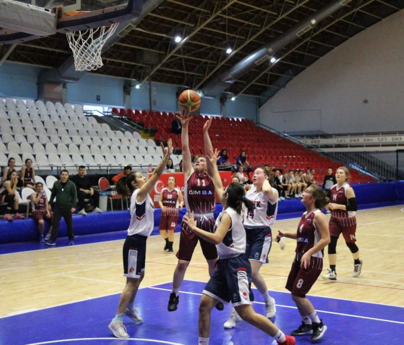 Basketbol U18 Kizlar 2. Bölge Sampiyonasi Manisada Basladi