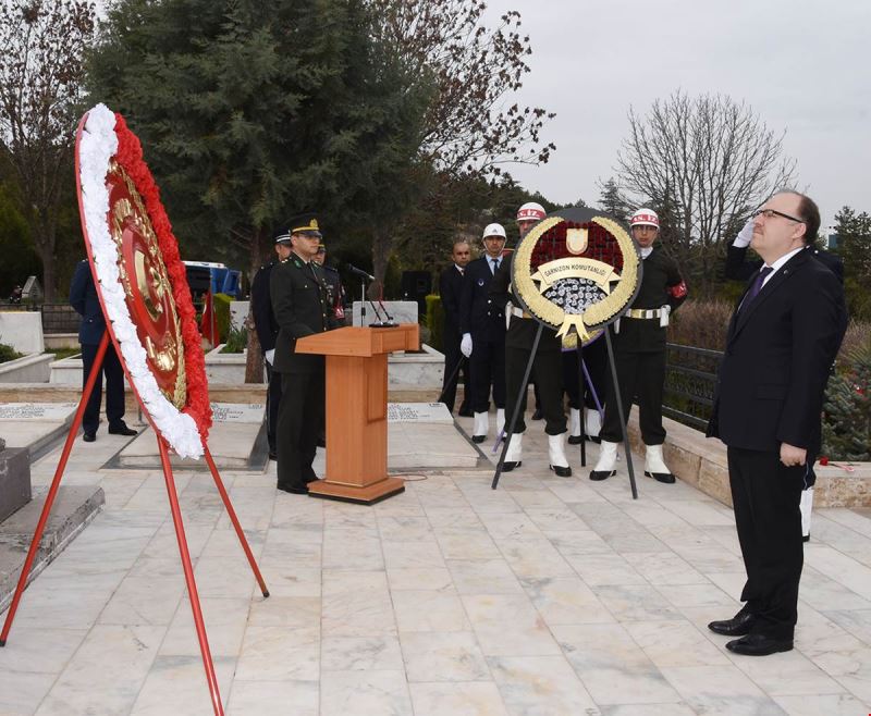 Çanakkale Zaferinin 103. Yildönümü Ve 18 Mart Sehitler Gününde Aziz Sehitlerimiz Törenlerle Anildi.