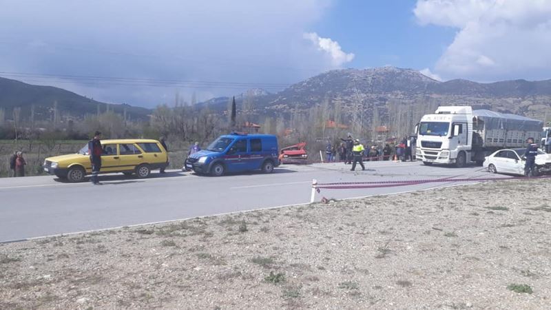 Çeltikçi Ilçesi, Kuzköy Kavsaginda Trafik Kazasi