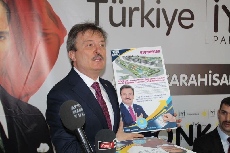 Iyi Parti Afyonkarahisar Belediye Baskan Adayi Dr. Mahmut Koçak Haftalik Olagan Basin Toplantisini Düzenledi