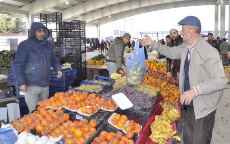 Kapali Pazar Yeri Için Esnaflardan Baskana Tesekkür