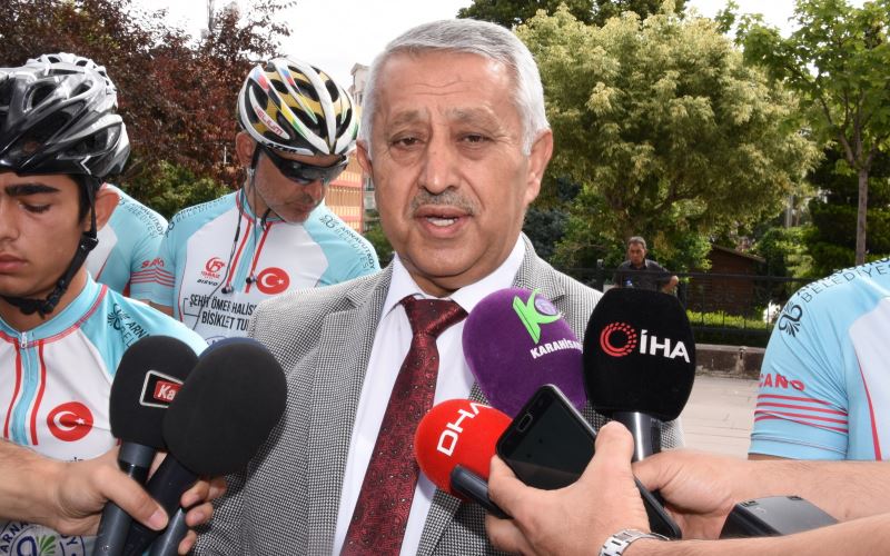Ömer Halisdemir Için Yola Çikan Profesyonel Bisikletliler Afyondan Ugurlandi