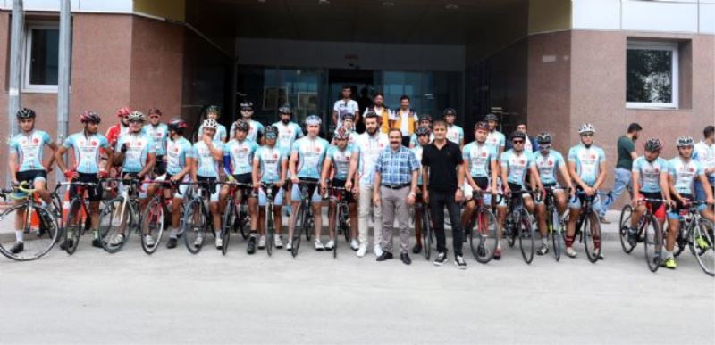 Ömer Halisdemirin Mezarina Kadar Pedal Çevirecekler