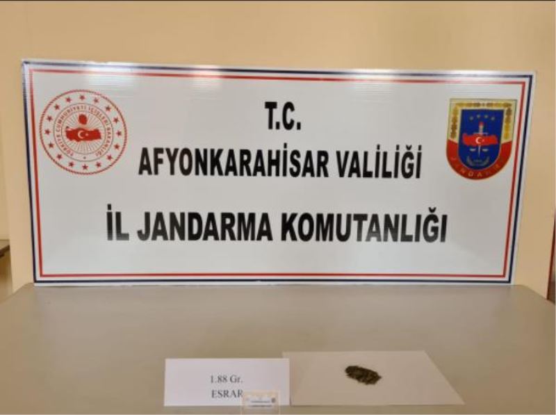 UYGULAMAYAPAN JANDARMA ESRAR MADDESI YAKALADI