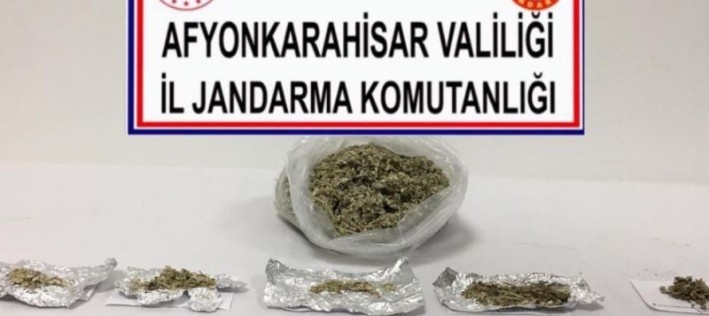 UYUSTURUCU IÇIN MÜSTERI ARARKEN YAKALANDI