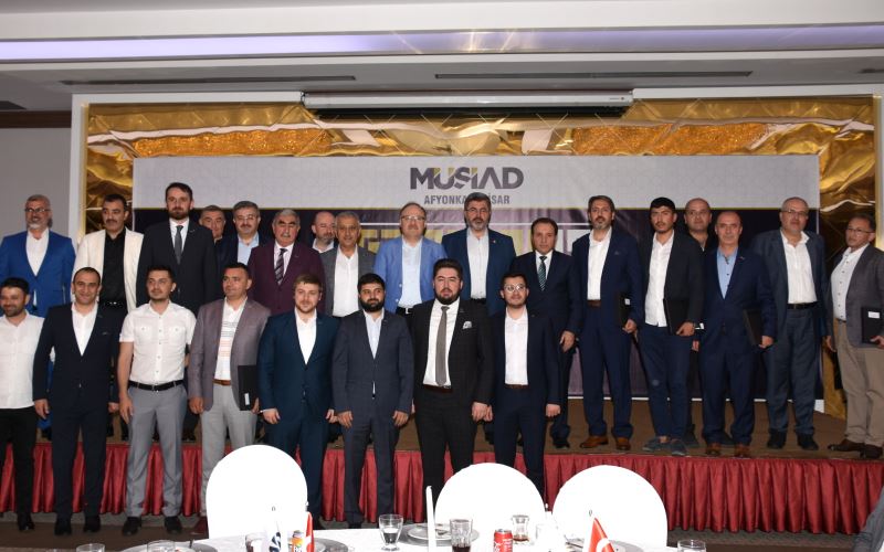 Vali Mustafa Tutulmaz  (Müsiad) Afyonkarahisar Subesi Tarafindan Düzenlenen Iftar Programina Katildi.