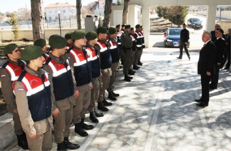 Valimiz Aziz Yildirim Ilçe Ziyaretlerine Devam Ediyor.